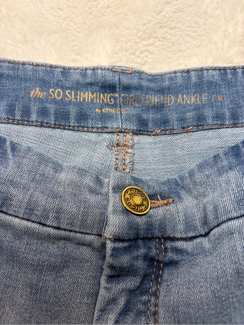 Chicos So Slimming Embroidered Ankle Jeans - Picture 8 of 9